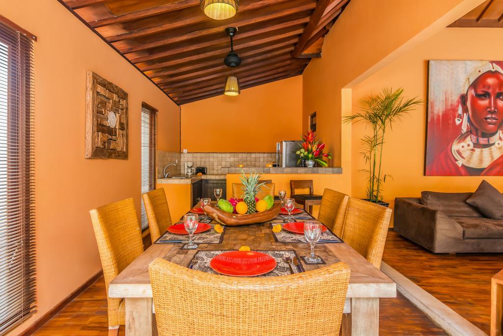 Villa Bisi Seminyak Quarto foto